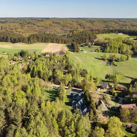 Zacisze Skalnych Domkow By Bookinghost アパート