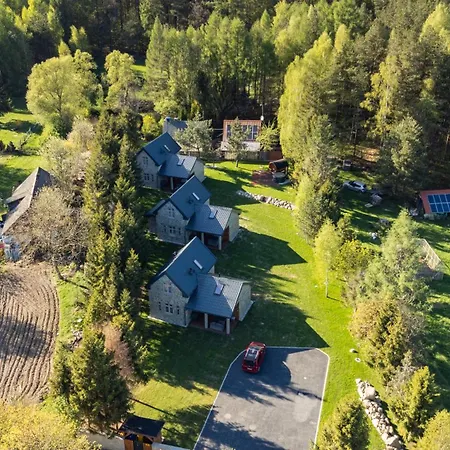 Zacisze Skalnych Domkow By Bookinghost