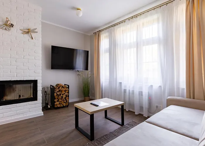 Zacisze Skalnych Domkow By Bookinghost