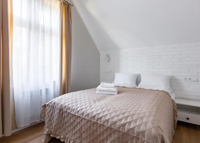 Apartment Zacisze Skalnych Domkow By Bookinghost Michalin